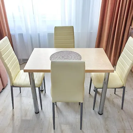 アパート Astoria Mamaia Nord ナボダリ